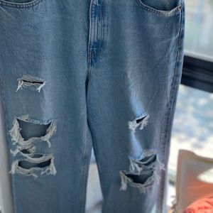 **Zara** high waist distressed jeans